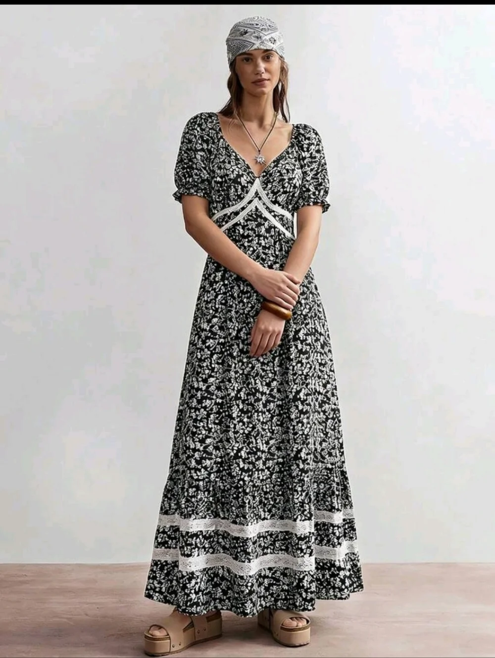 Black & White Floral V-Neck Maxi Dress with Contrast Trim - Picture 3 of 10